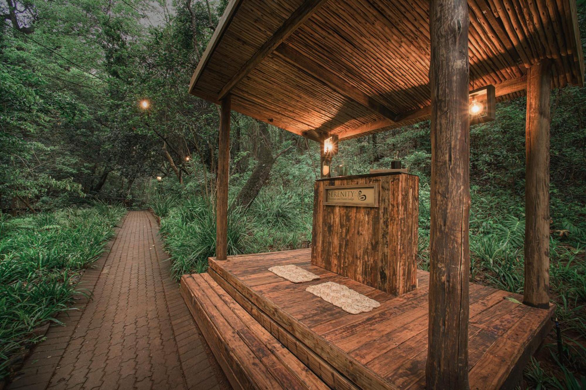 Serenity Mountain And Forest Lodge 말레라네 외부 사진